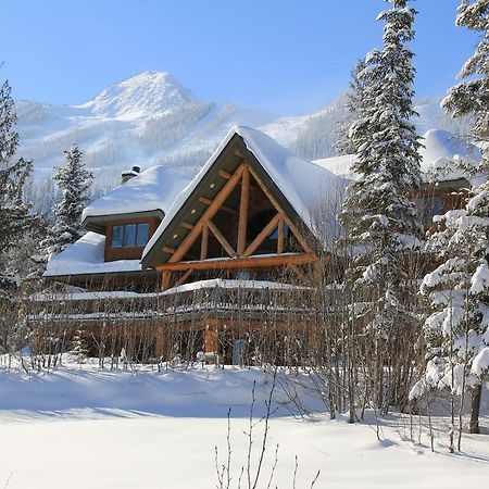 Vagabond Lodge At Kicking Horse Golden Kültér fotó