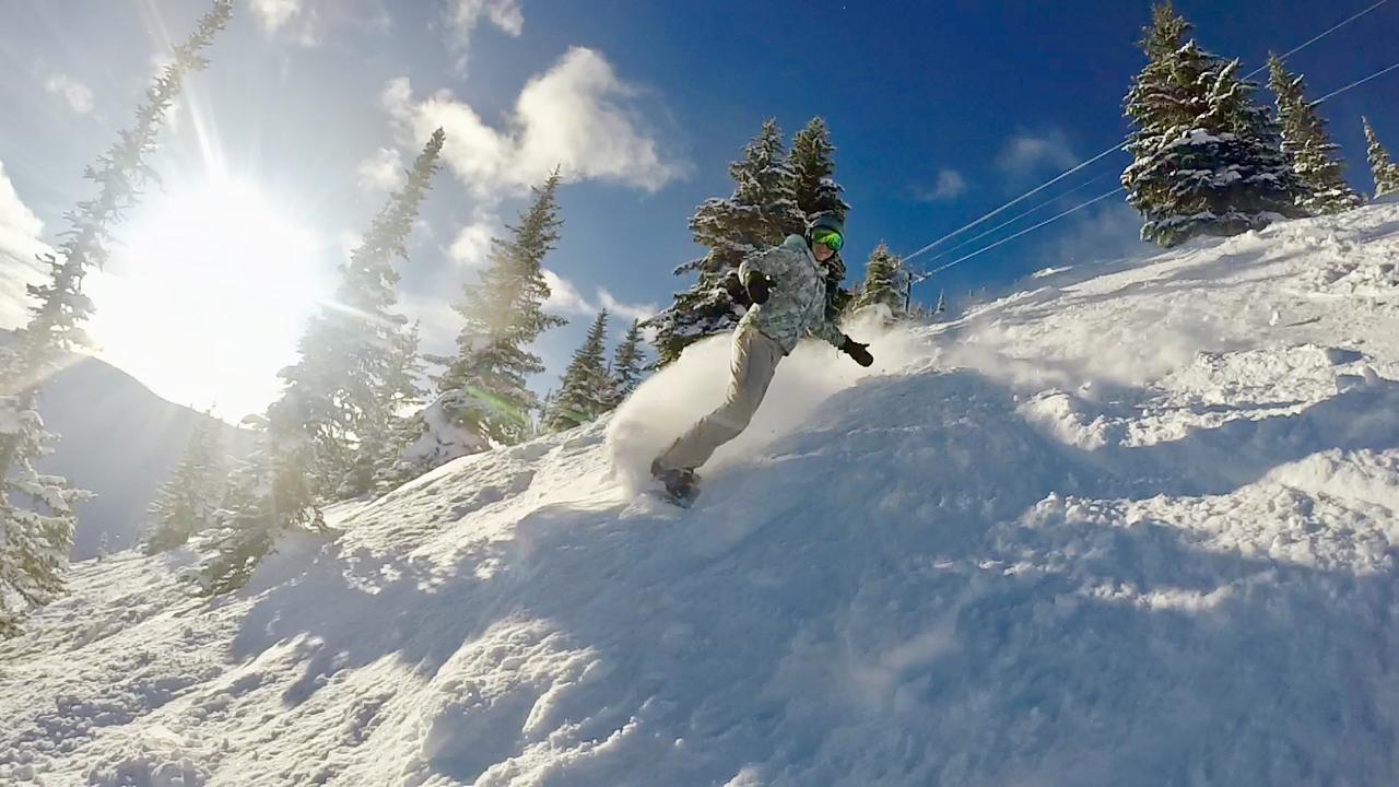 Vagabond Lodge At Kicking Horse Golden Kültér fotó